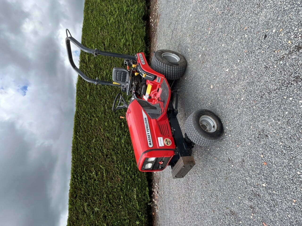 Massey Ferguson GC2300 Compact tractor Used Farm Machinery For Sale Buy Used Farm Machinery